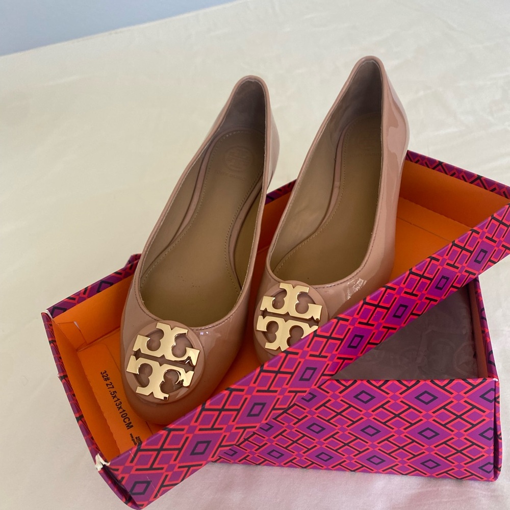 Tory Burch patent leather ballet flat size 5 -Like New